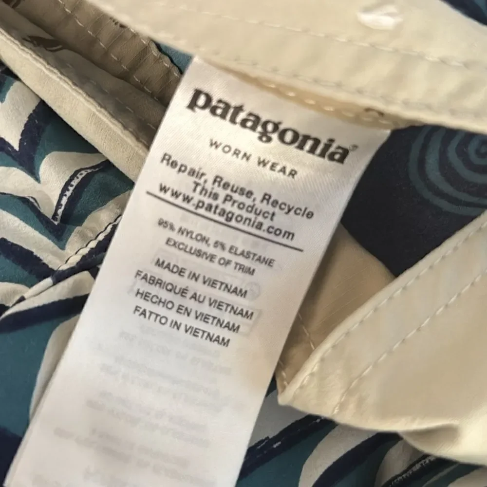 Patagonia take waves